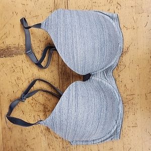 Victoria's Secret PINK wear everywhere lightly lined bra